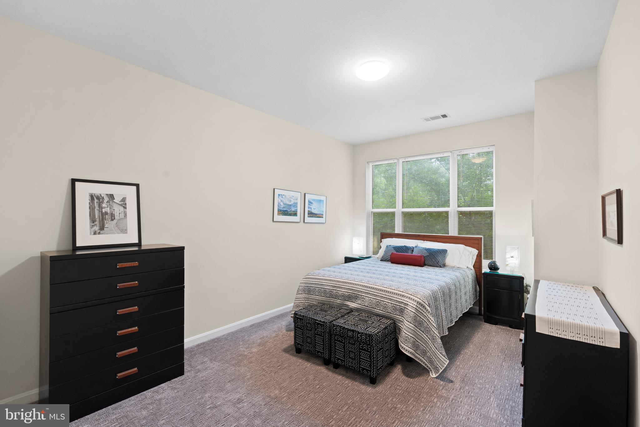 MARQUIS AT VIENNA STATION - Residential