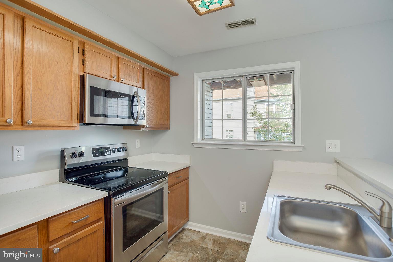 BRIDGEPORT - Residential