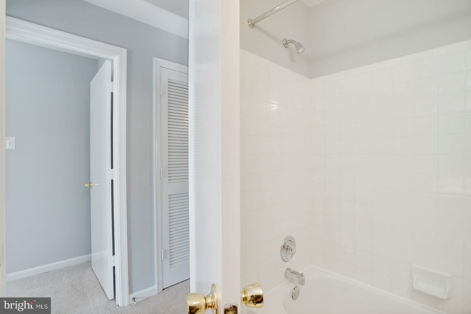 BRIDGEPORT - Residential