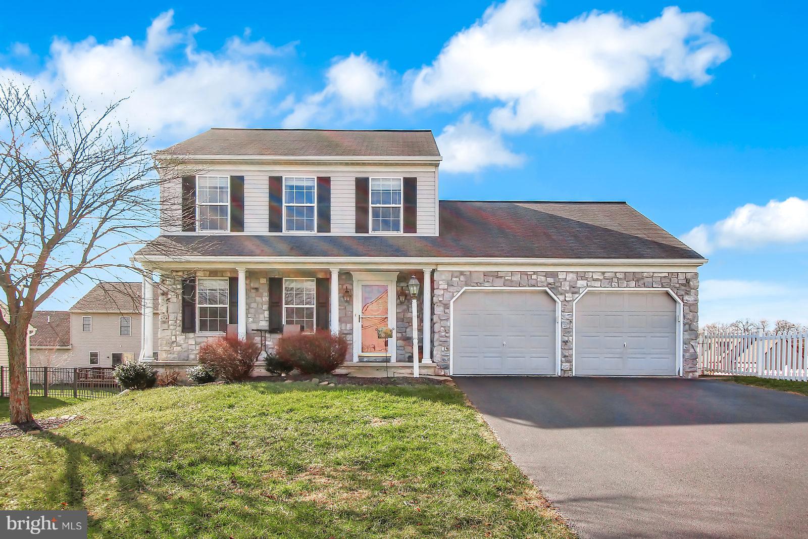 ALLYSON'S CROSSING - Residential