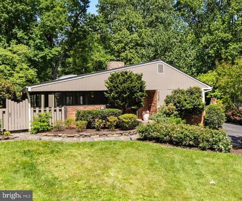 3428 EXECUTIVE AVENUE FALLS CHURCH VA 22042