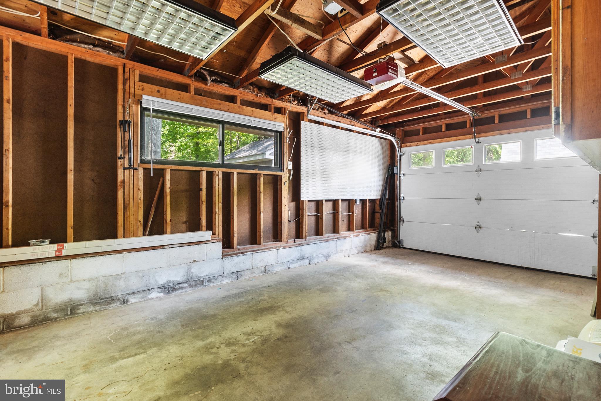 HOLMES RUN ACRES - Residential