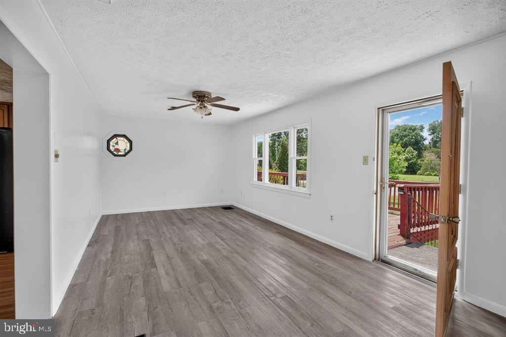 1627 BARBERSHOP ROAD