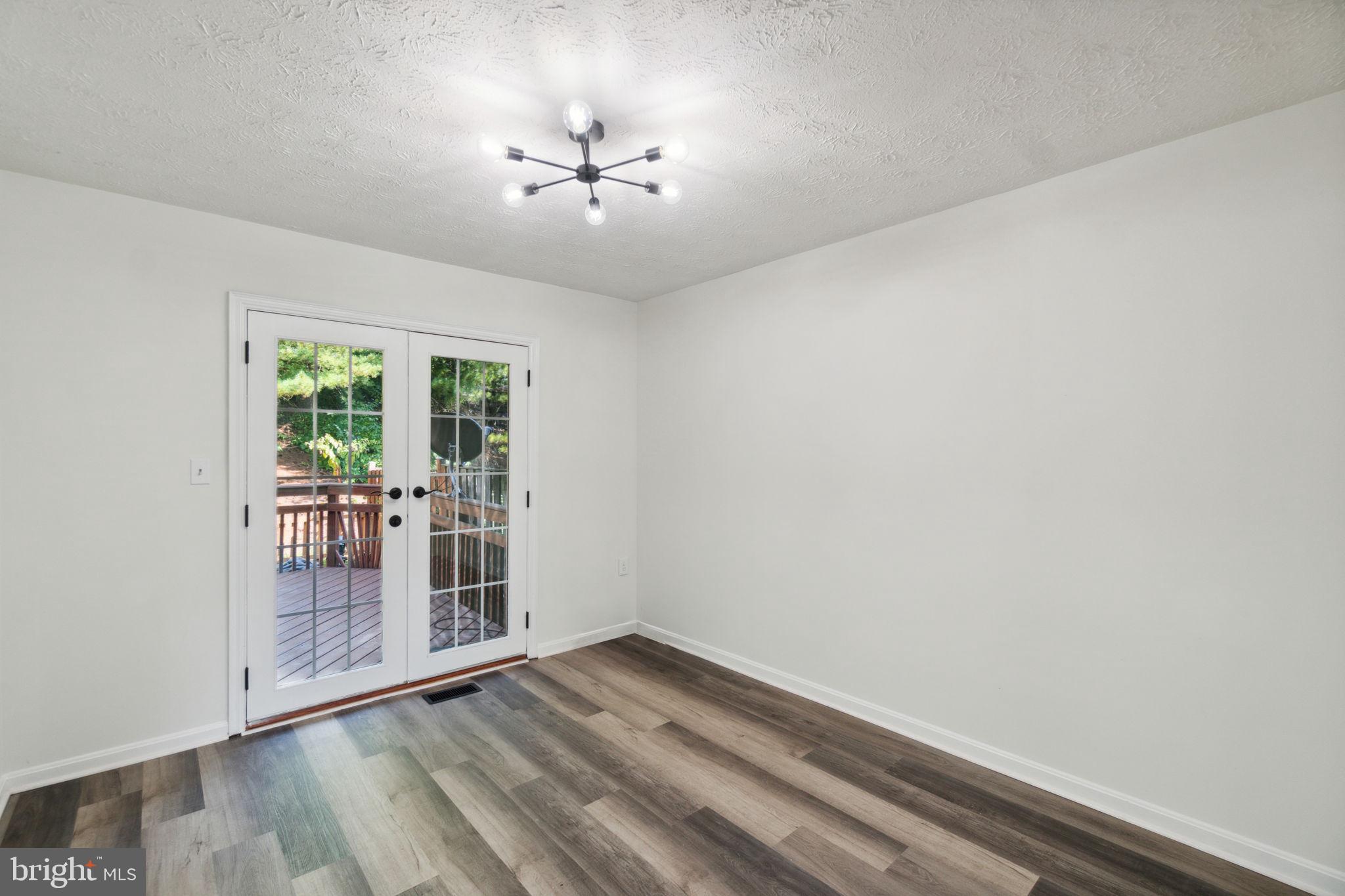 THE COLONY - Residential