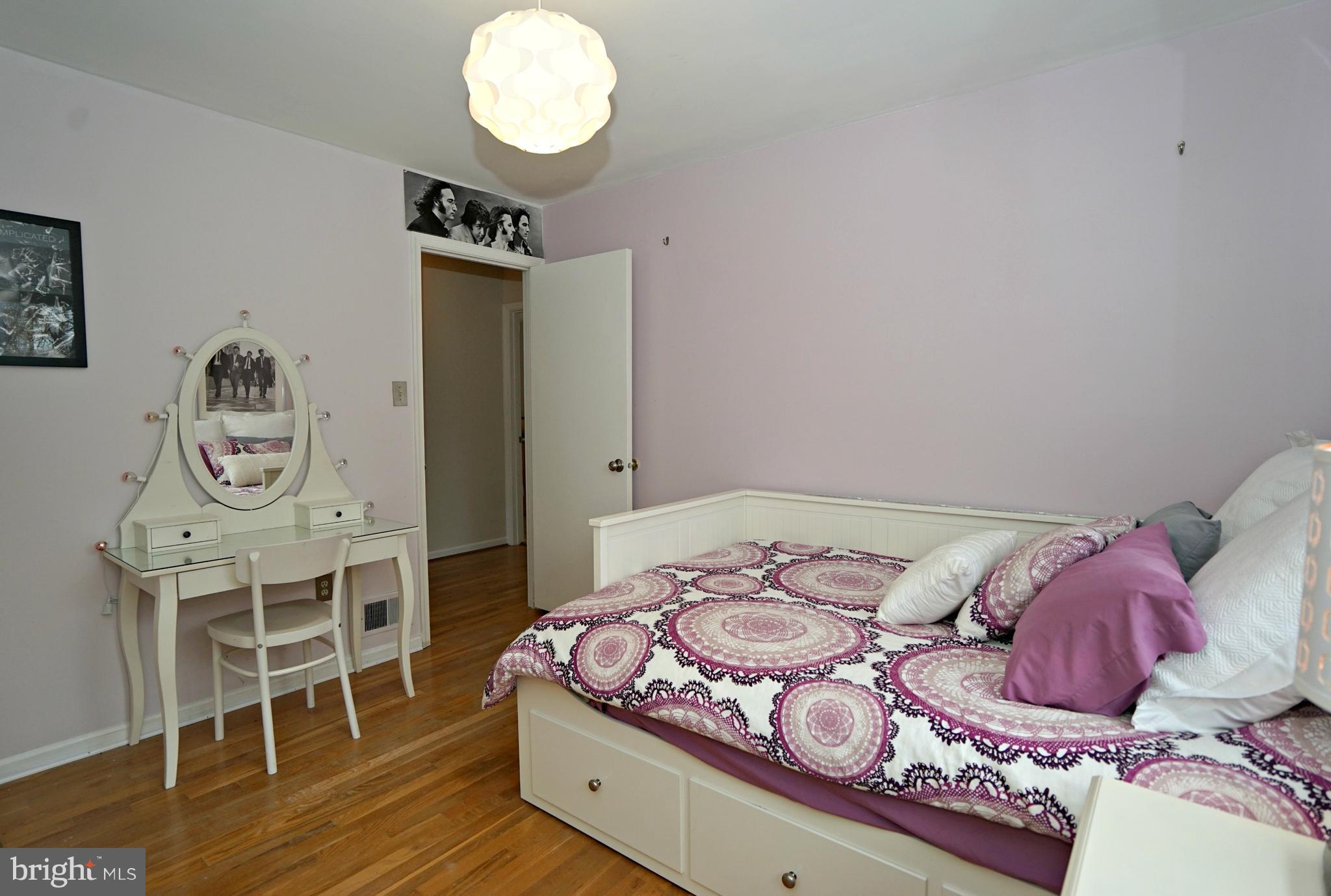 KINGS PARK WEST - Residential