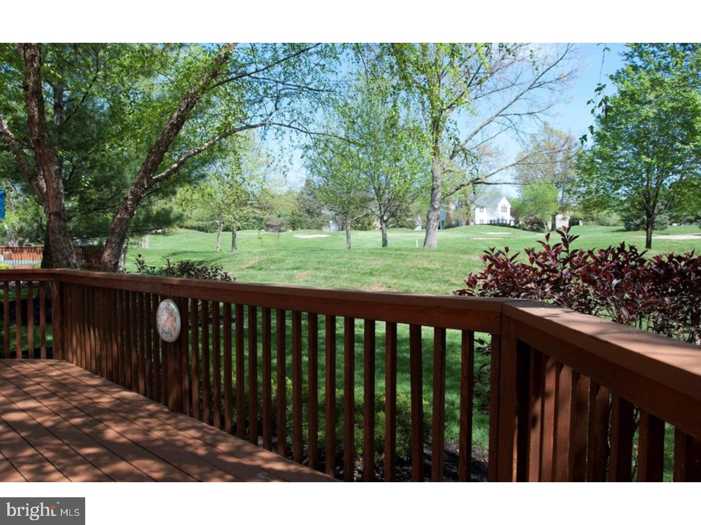 PINE CREST - Residential