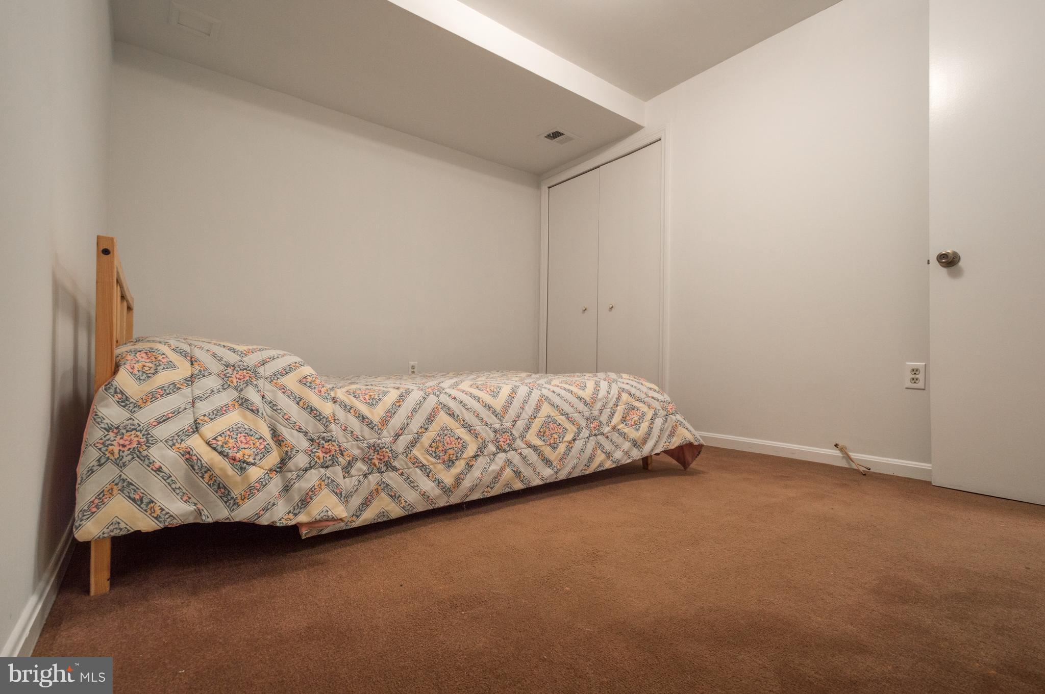 HILLSDALE - Residential