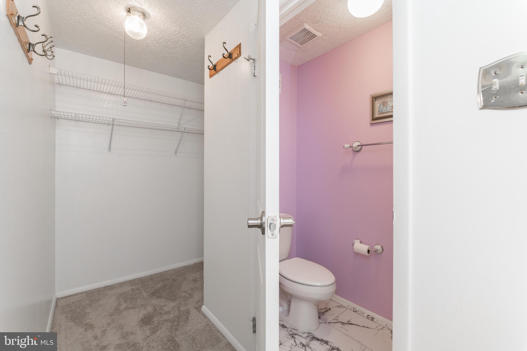 QUEEN ANNE VILLAGE - Residential