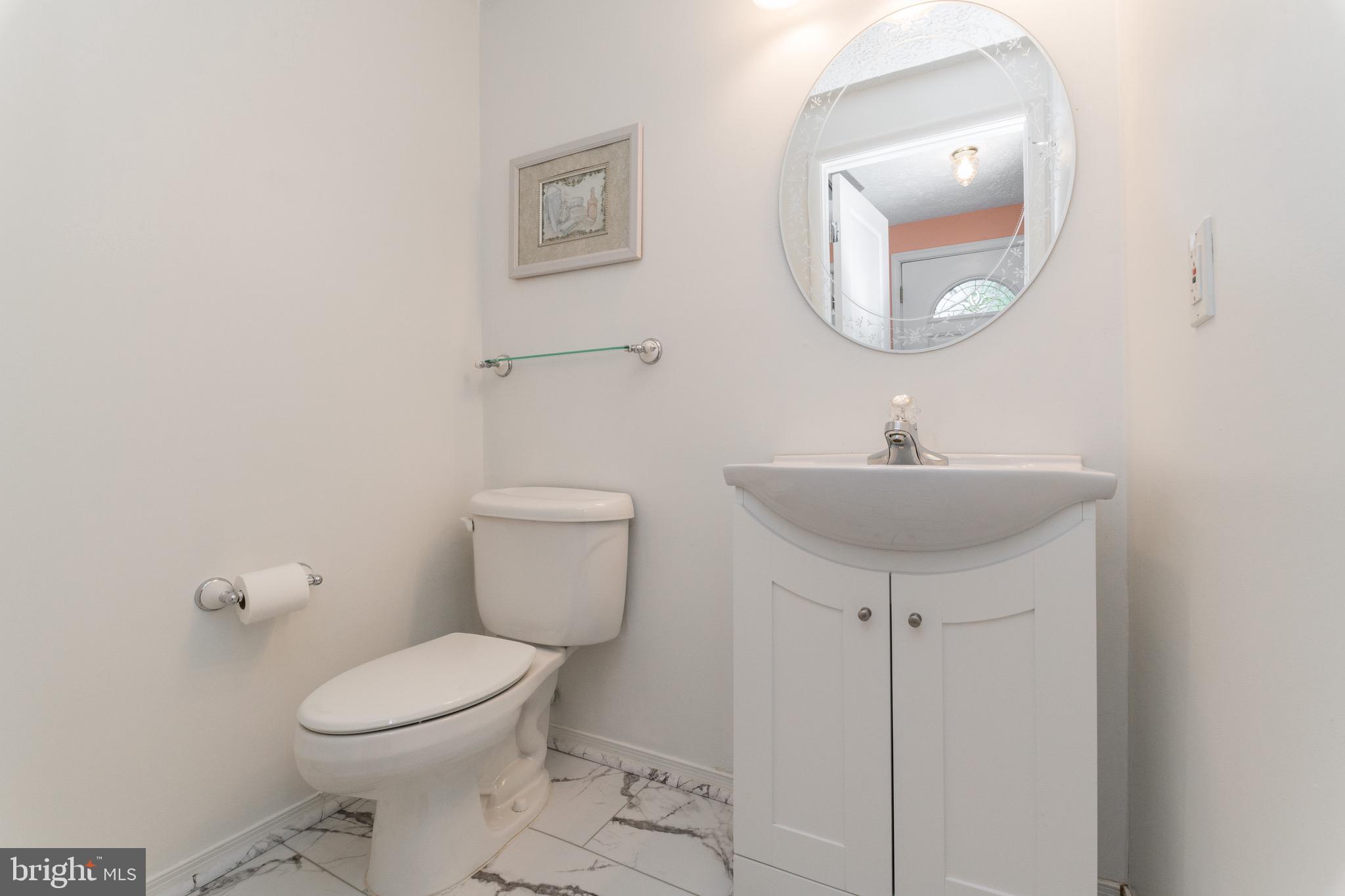 QUEEN ANNE VILLAGE - Residential