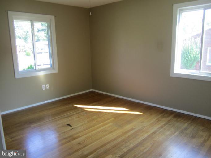 PARKLAWN - Residential Lease