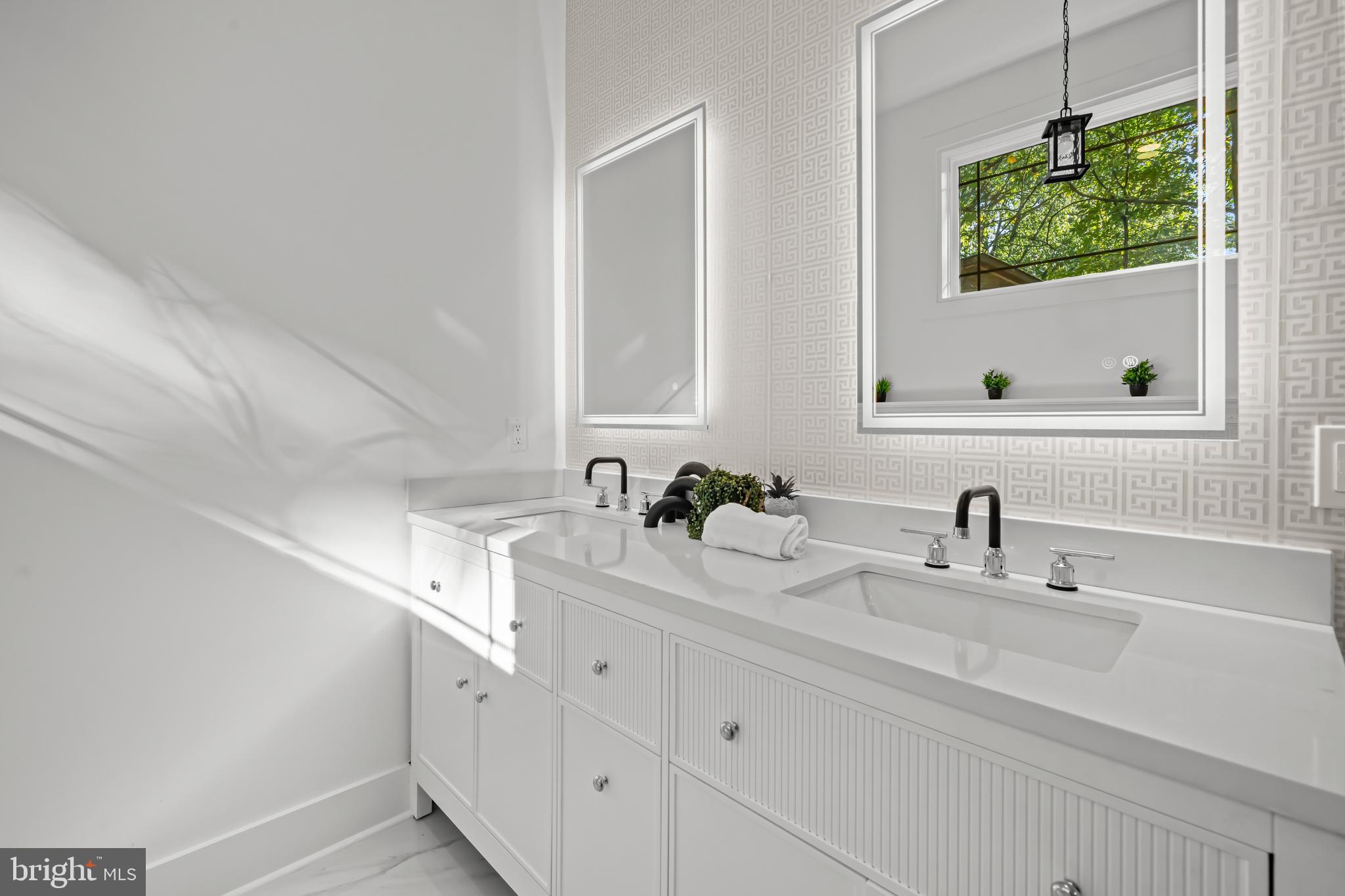 TAKOMA PARK - Residential