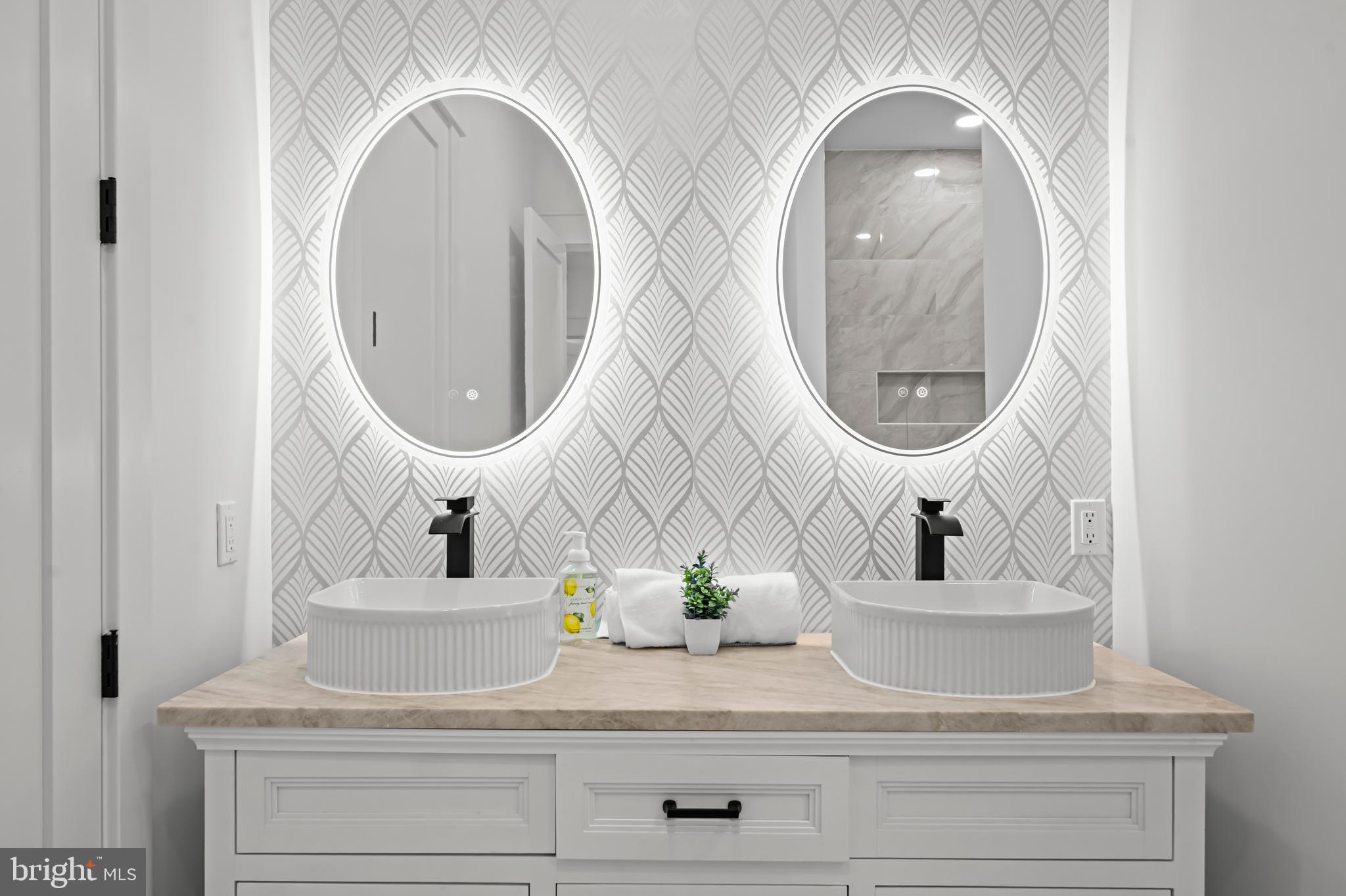 TAKOMA PARK - Residential