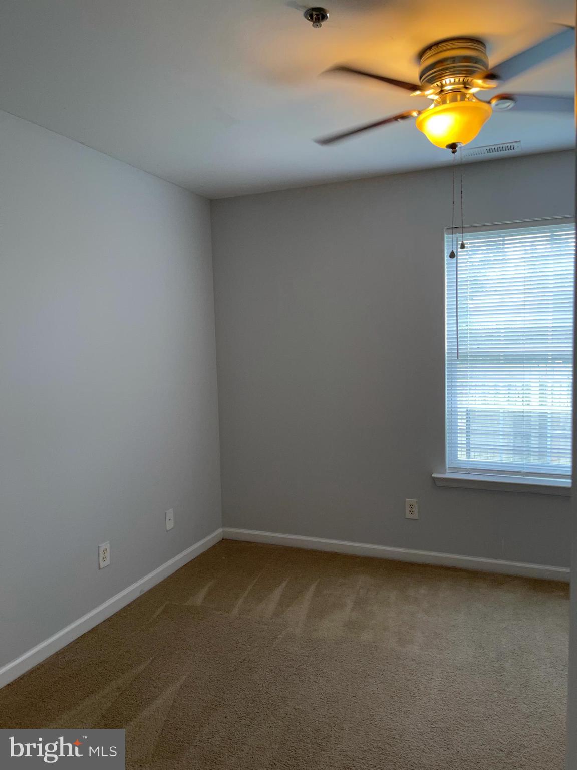 CARRIAGE POINTE AT AQUIA - Residential Lease