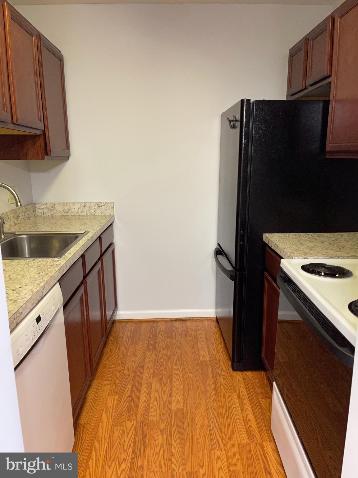 CARRIAGE POINTE AT AQUIA - Residential Lease