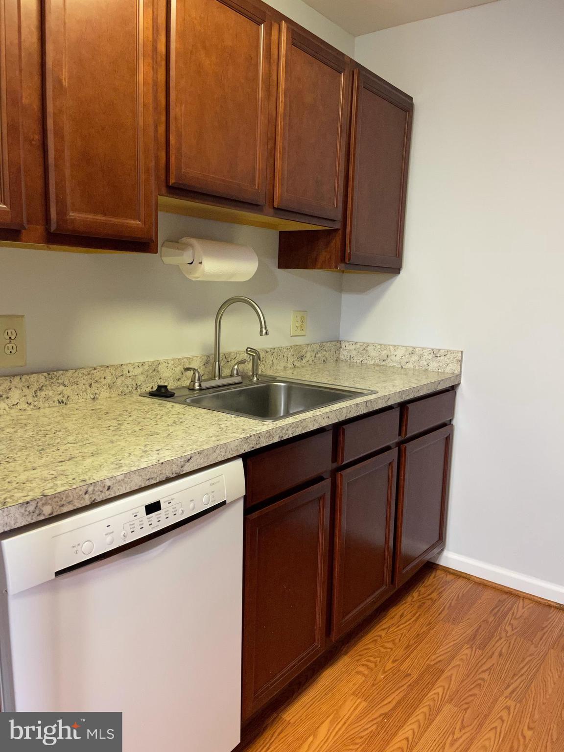 CARRIAGE POINTE AT AQUIA - Residential Lease