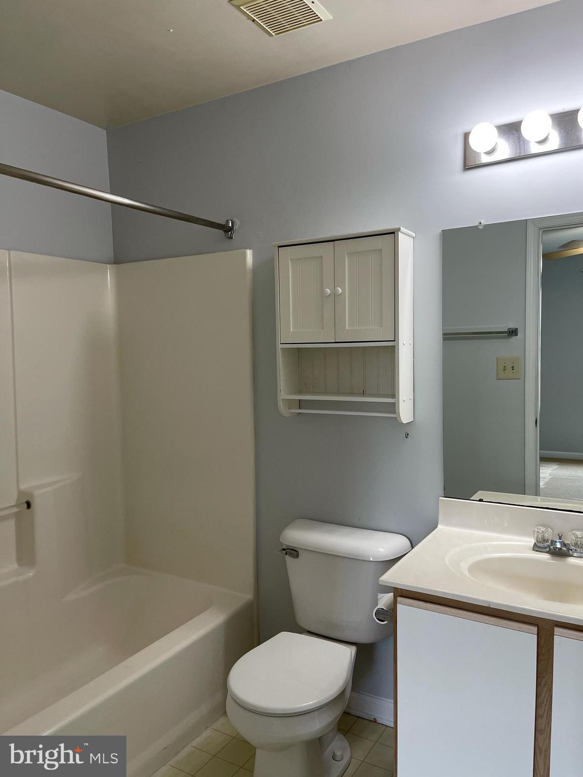 CARRIAGE POINTE AT AQUIA - Residential Lease