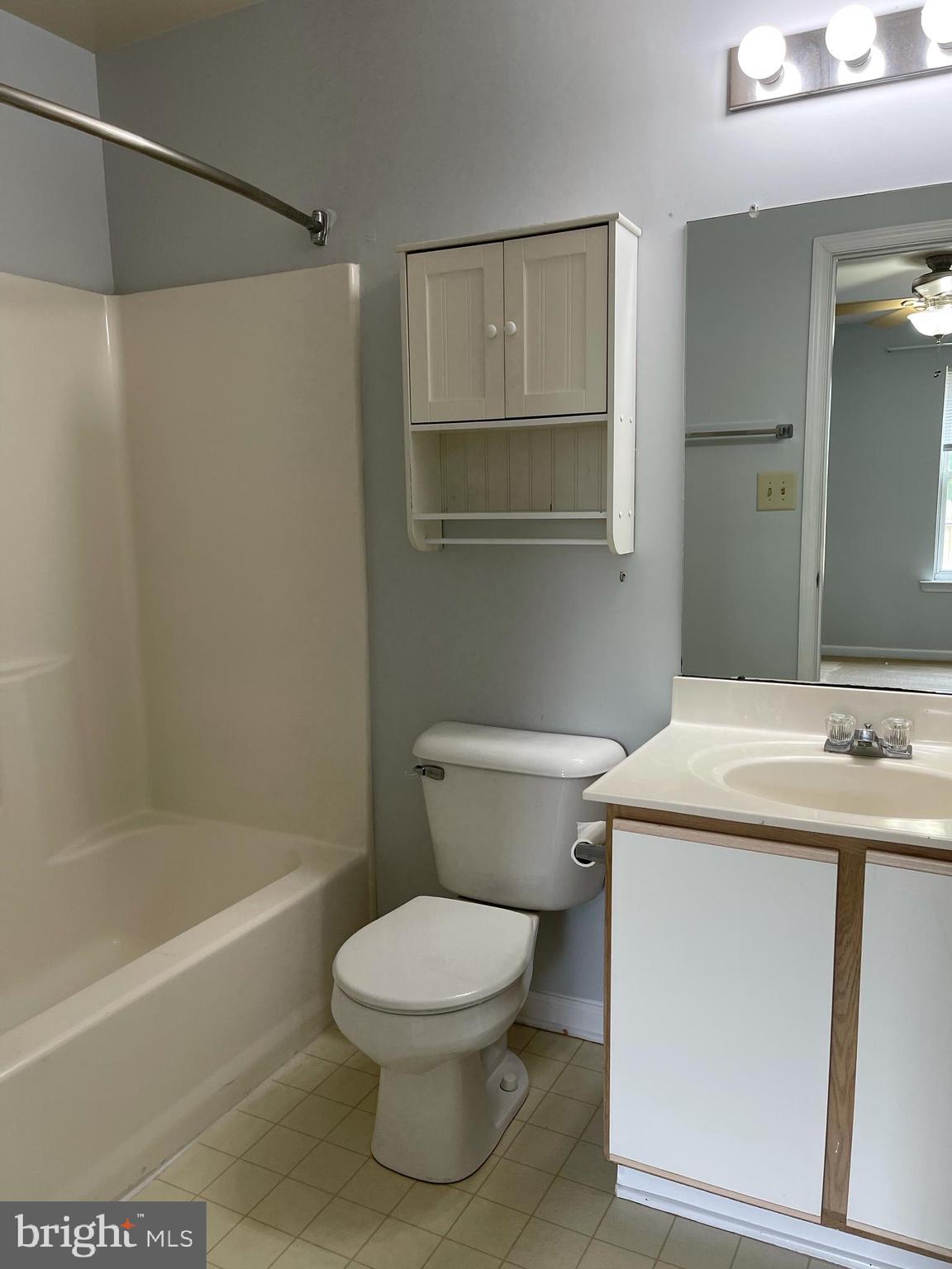 CARRIAGE POINTE AT AQUIA - Residential Lease