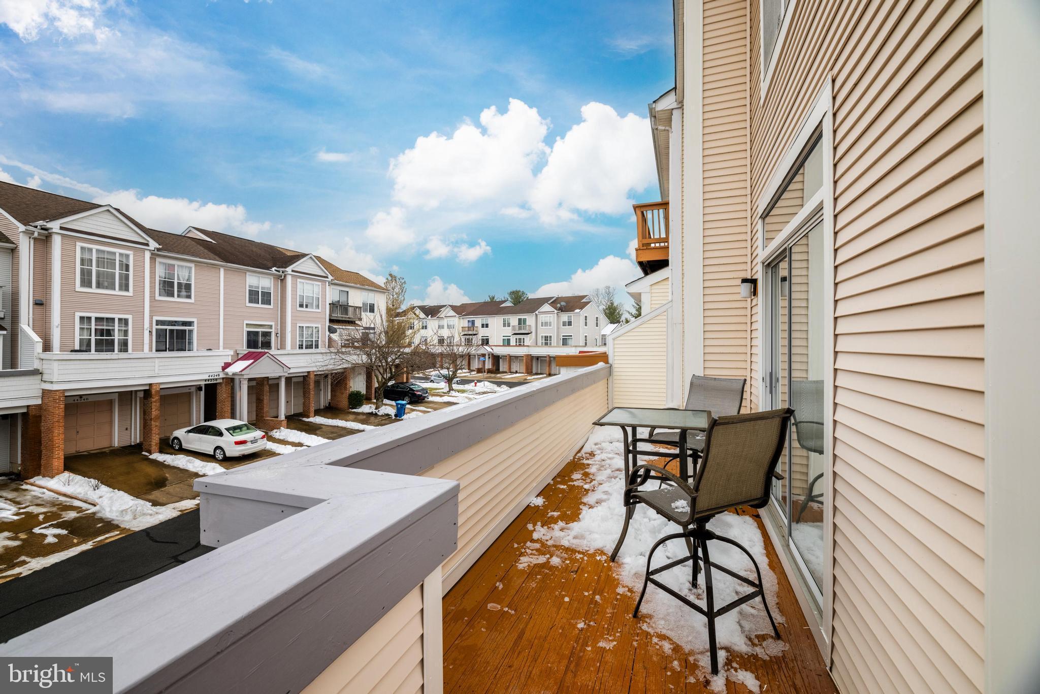 RAVENWOOD - Residential