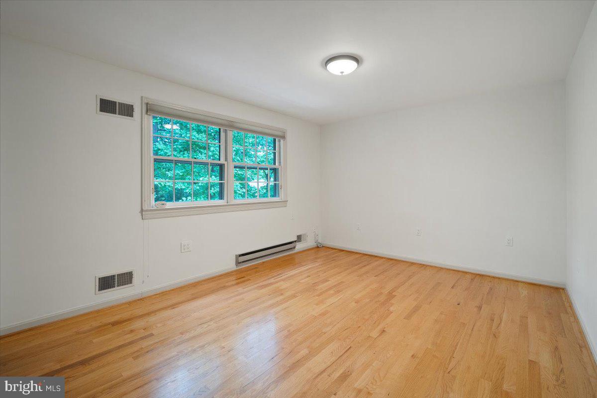 KENWOOD PARK - Residential