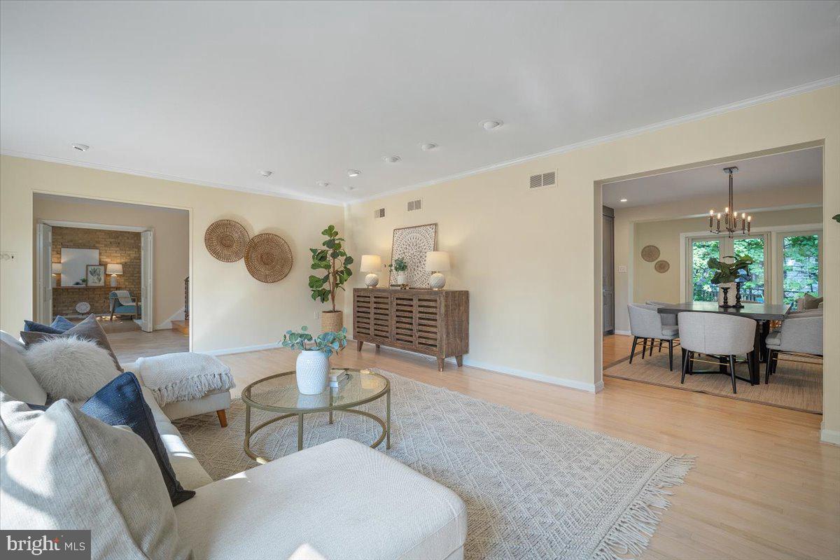 KENWOOD PARK - Residential