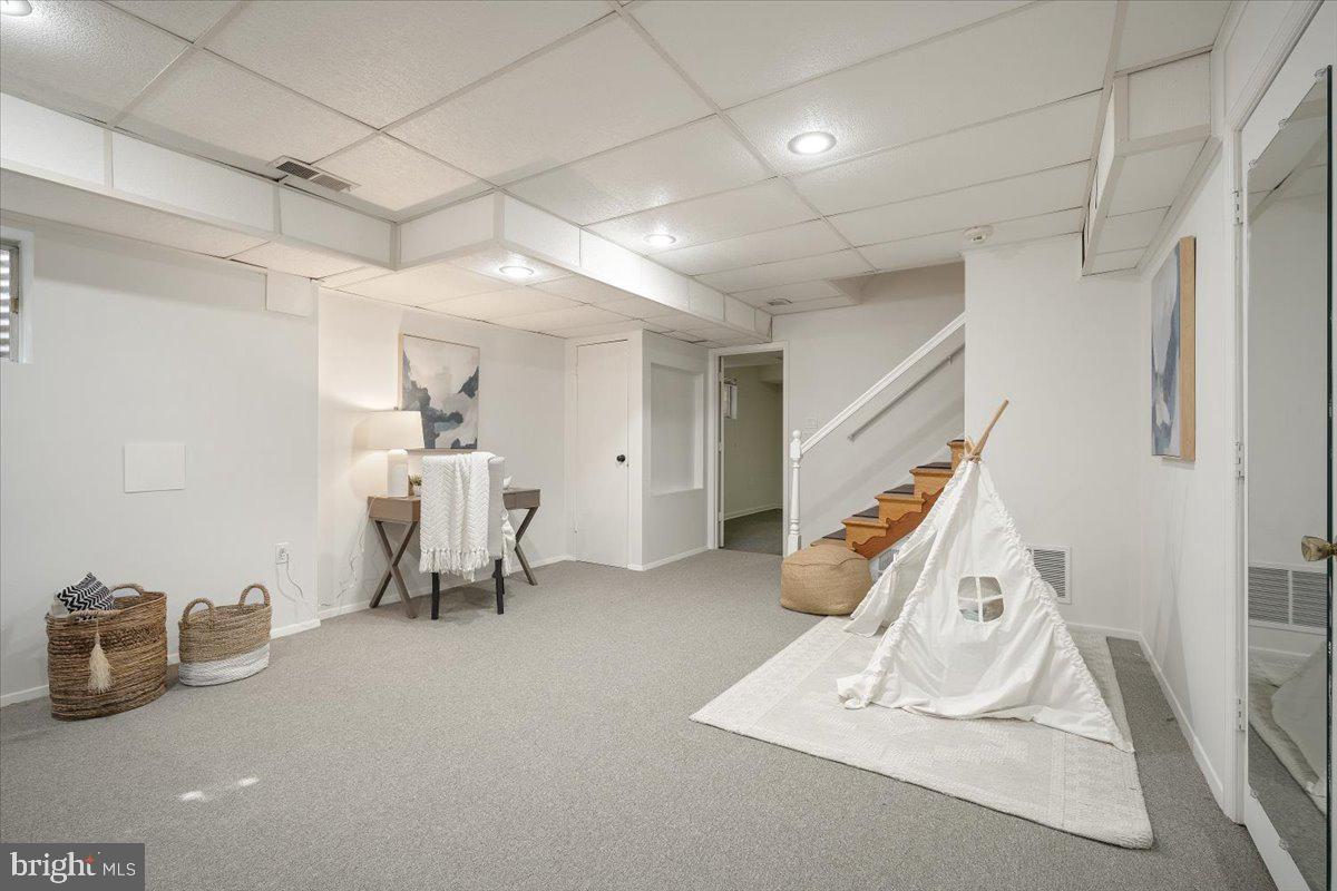 KENWOOD PARK - Residential