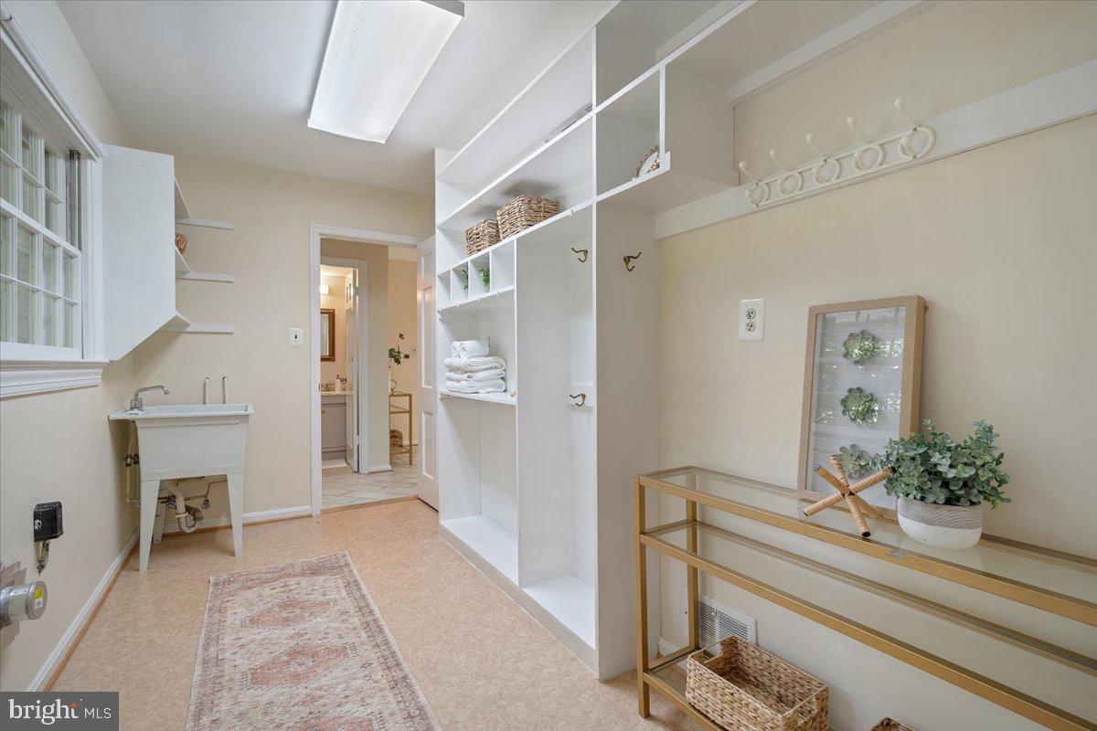 KENWOOD PARK - Residential