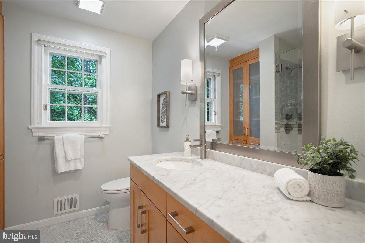 KENWOOD PARK - Residential