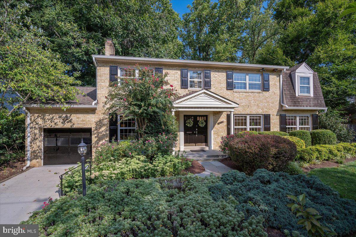 KENWOOD PARK - Residential