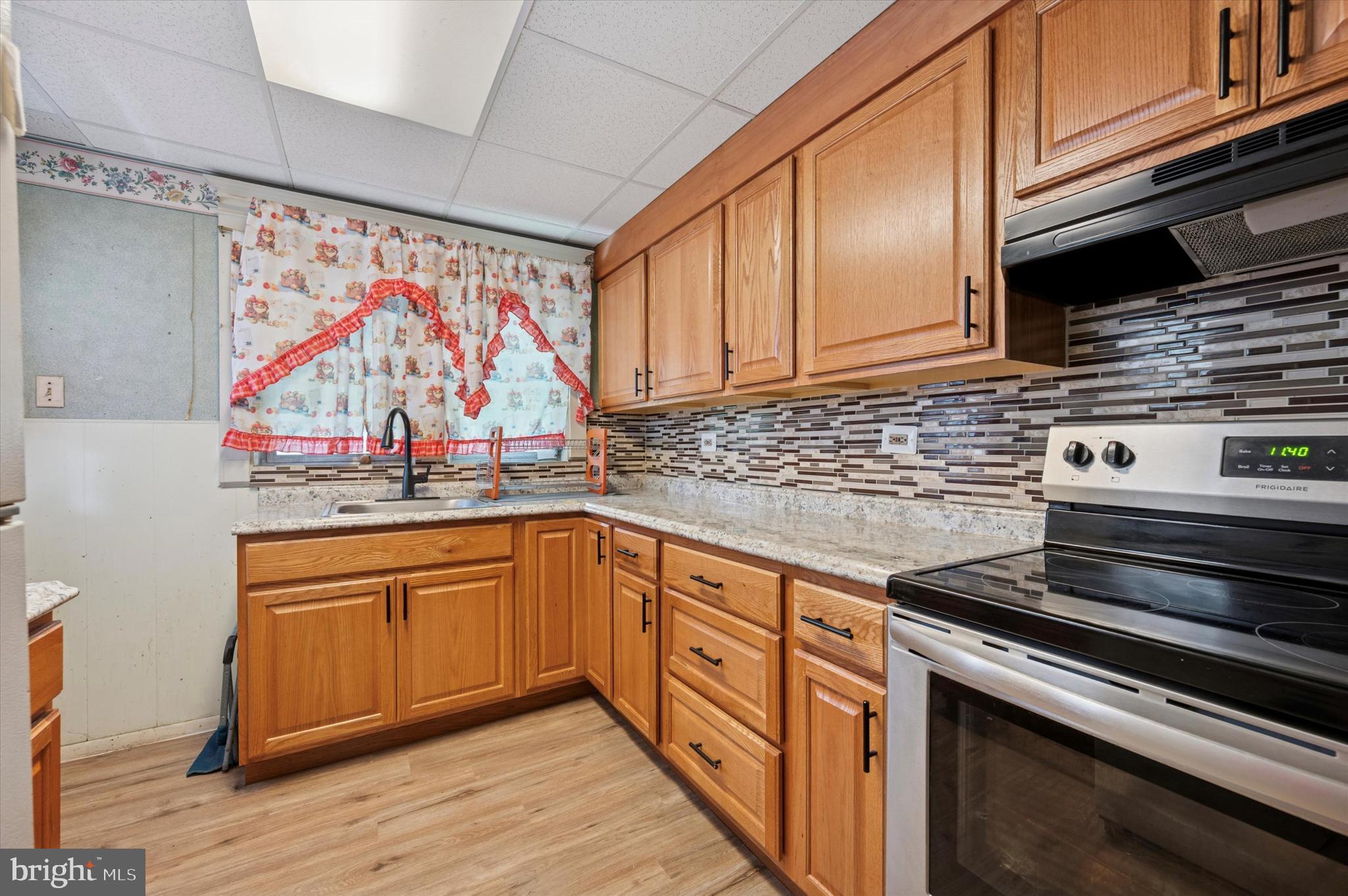 COBBS CREEK - Residential