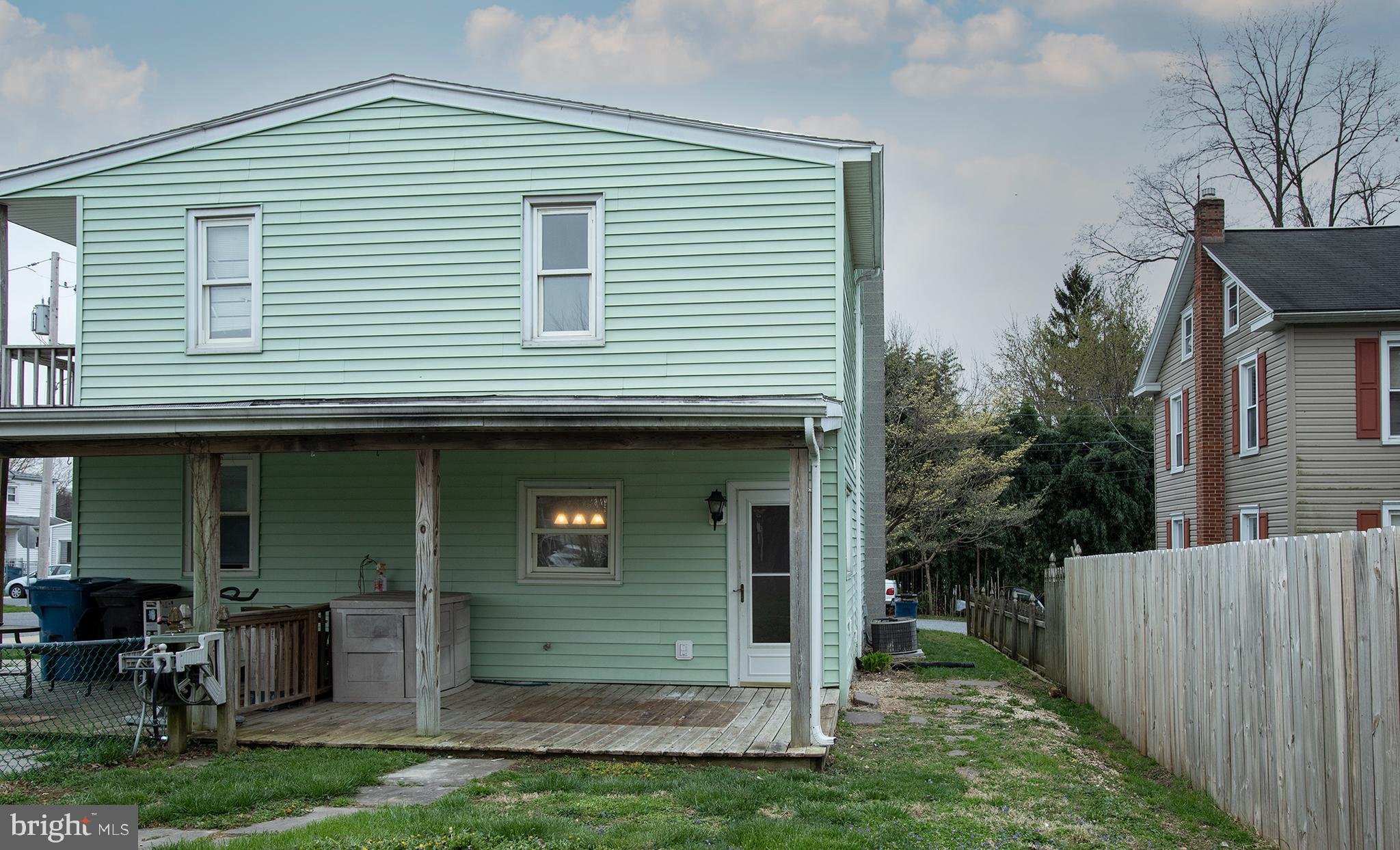 ROYALTON - Residential Lease