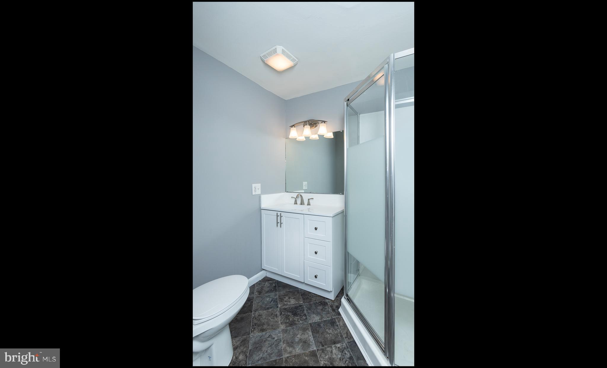 ROYALTON - Residential Lease