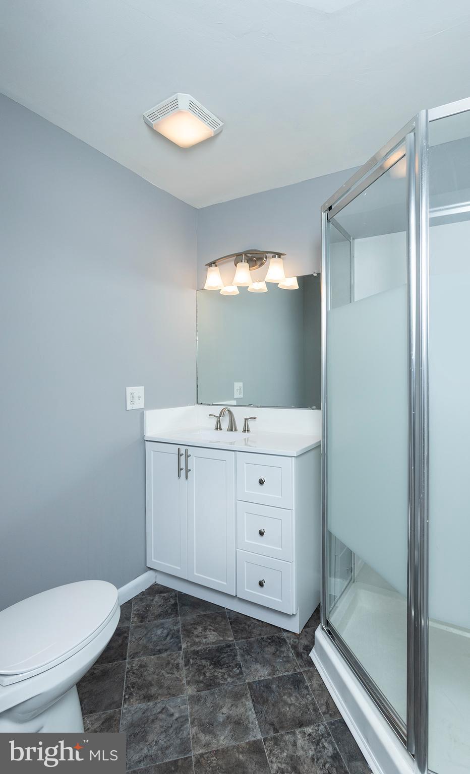 ROYALTON - Residential Lease