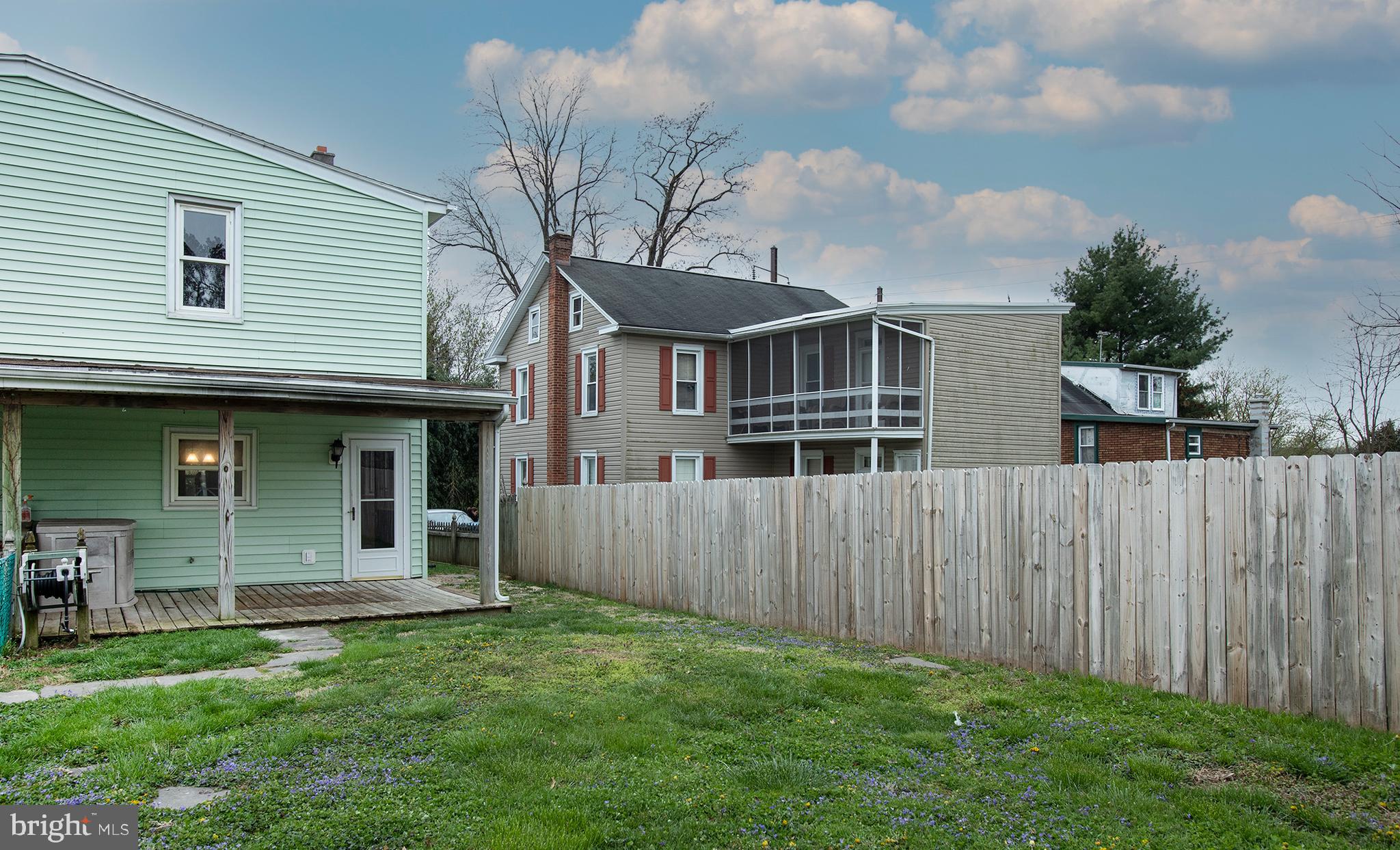 ROYALTON - Residential Lease