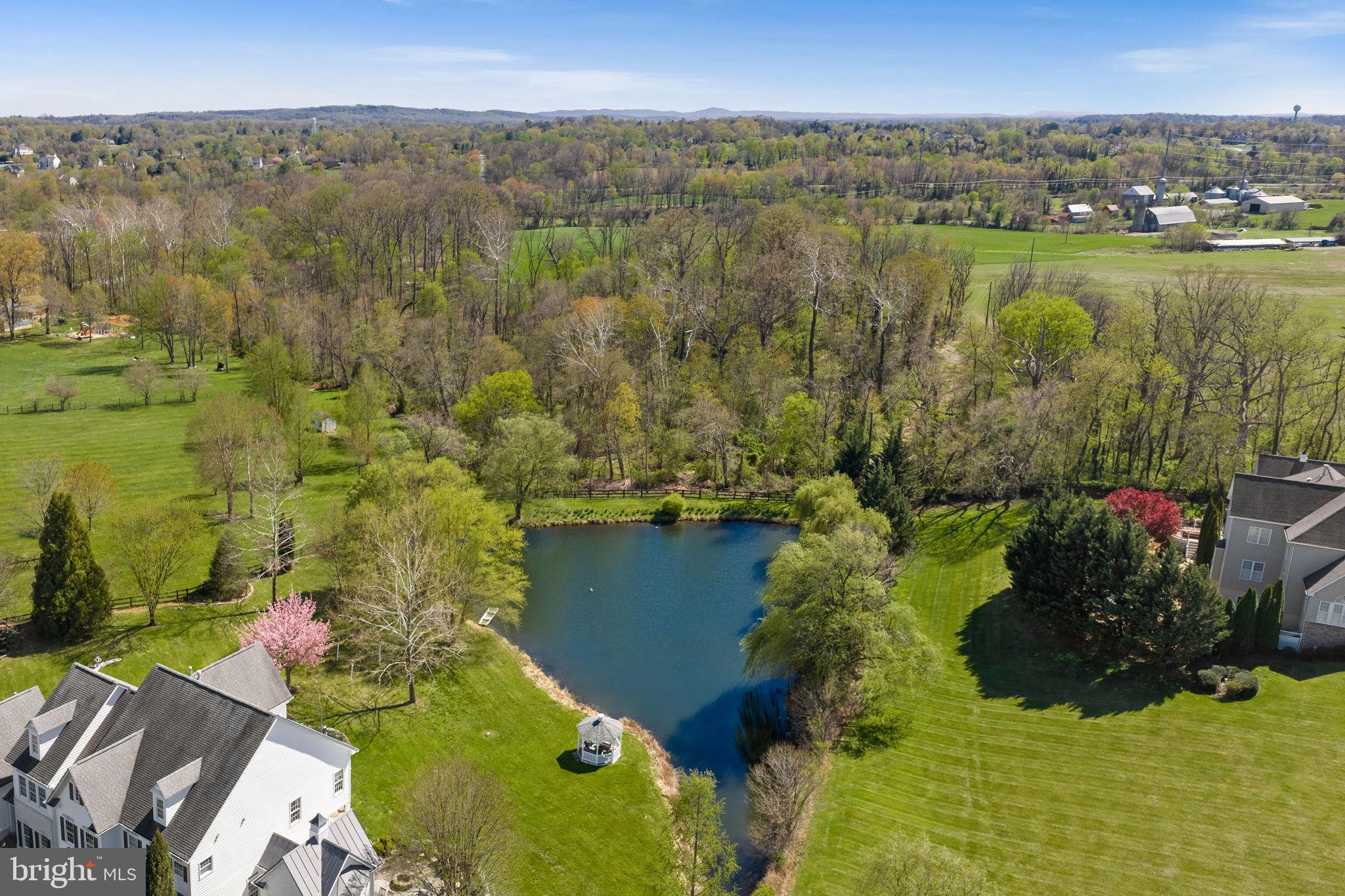 HEATHER KNOLLS II - Residential