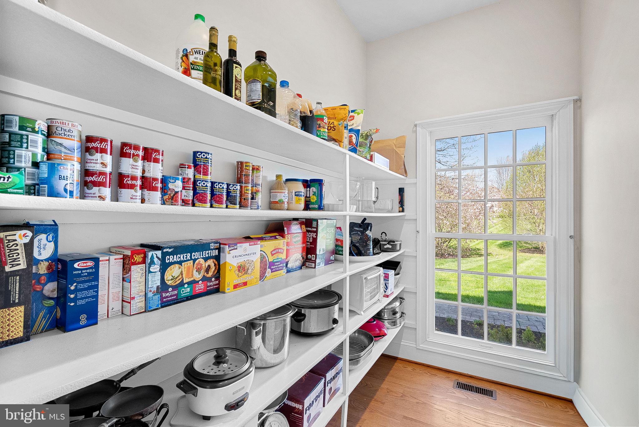 HEATHER KNOLLS II - Residential