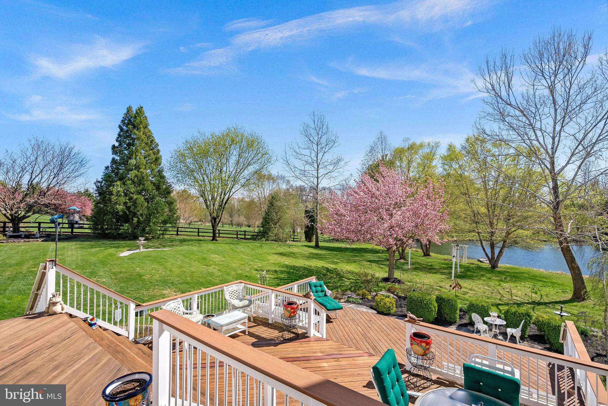 HEATHER KNOLLS II - Residential