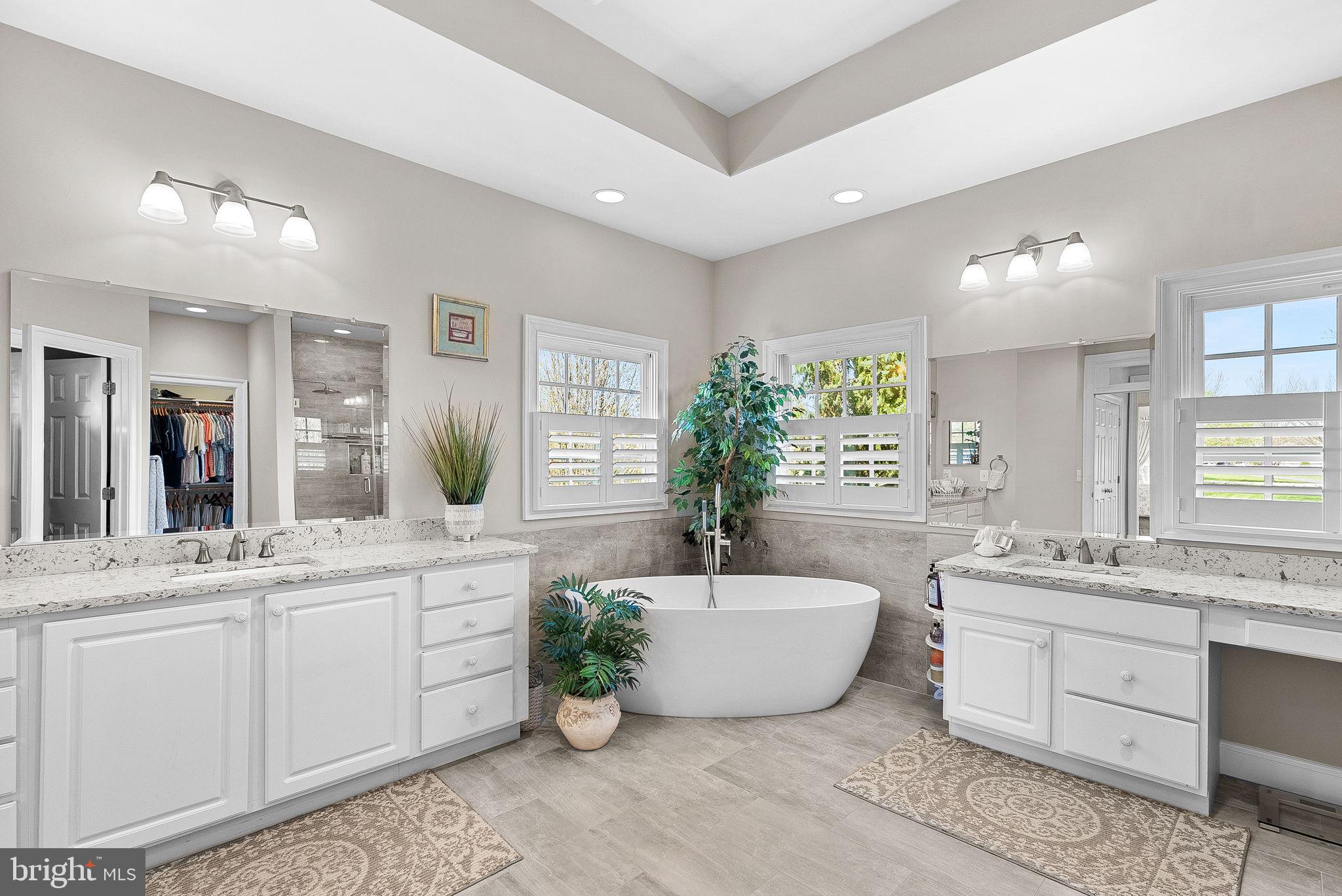 HEATHER KNOLLS II - Residential