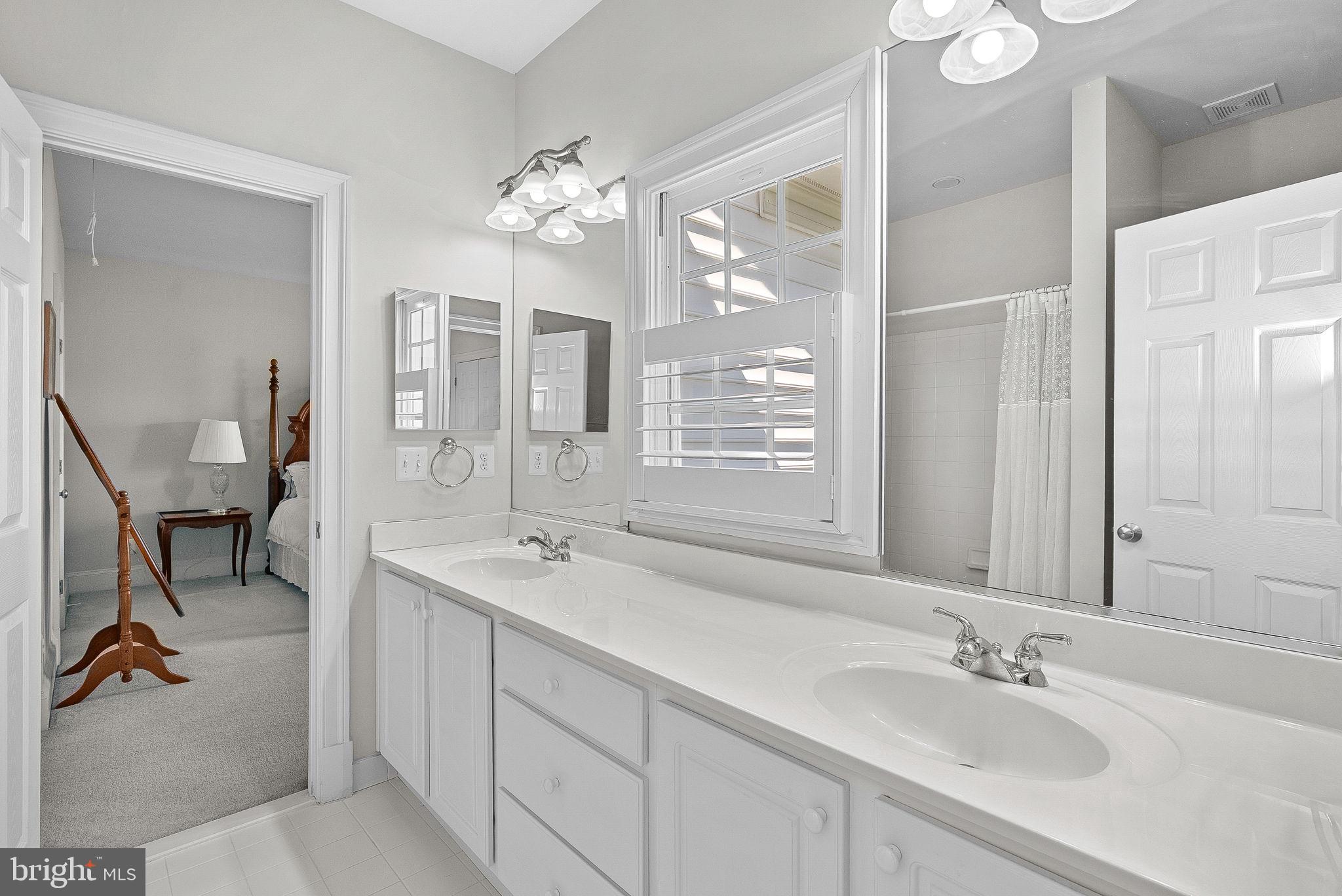 HEATHER KNOLLS II - Residential