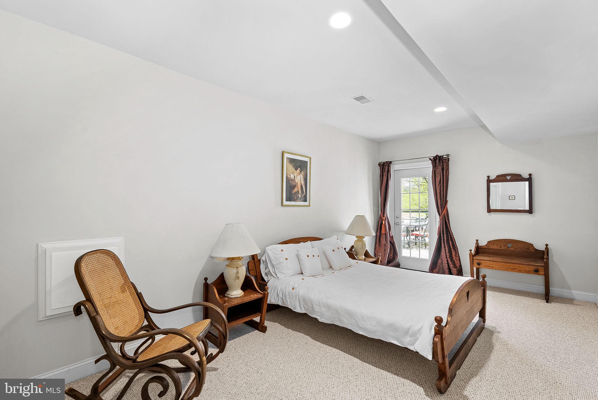 HEATHER KNOLLS II - Residential