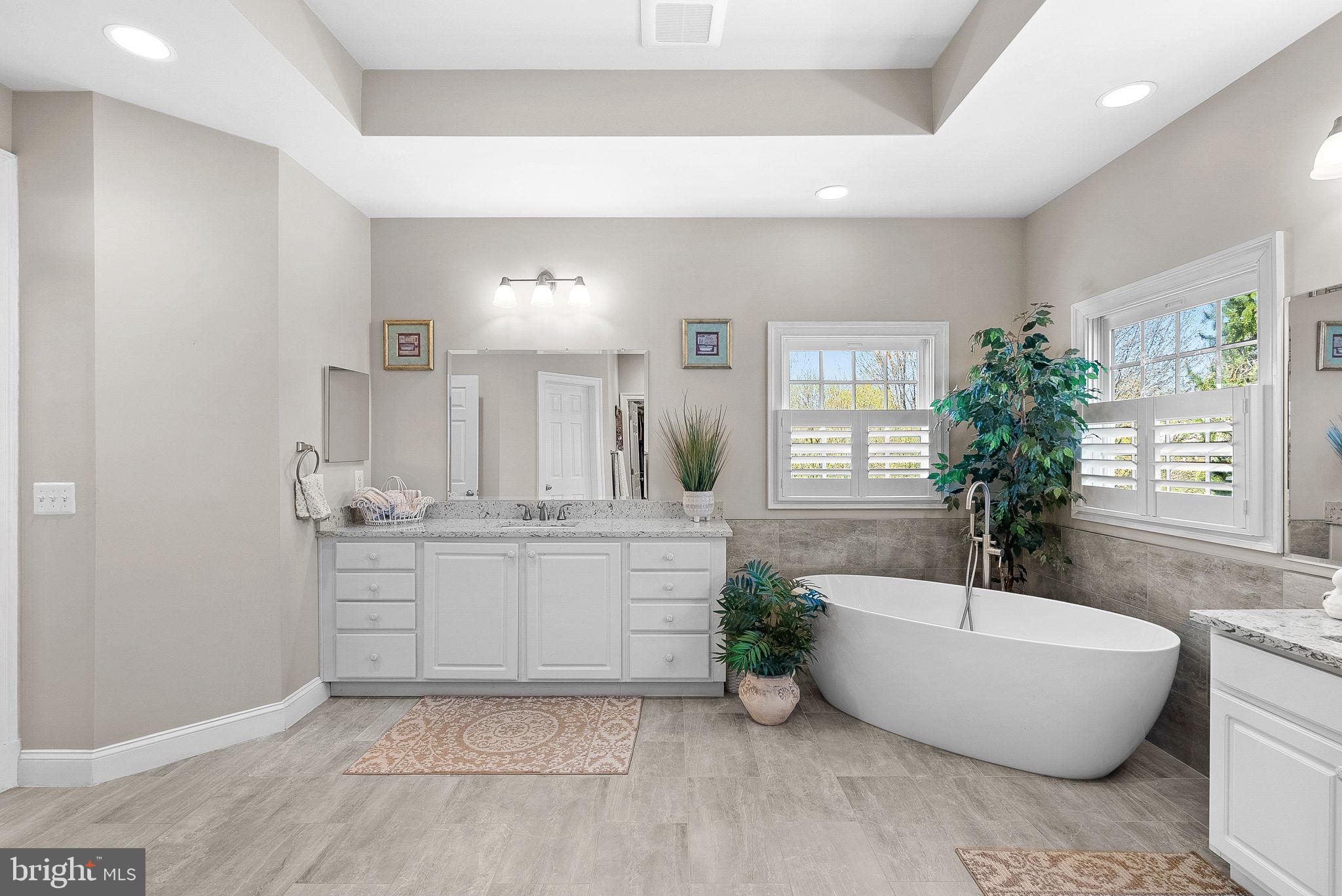 HEATHER KNOLLS II - Residential