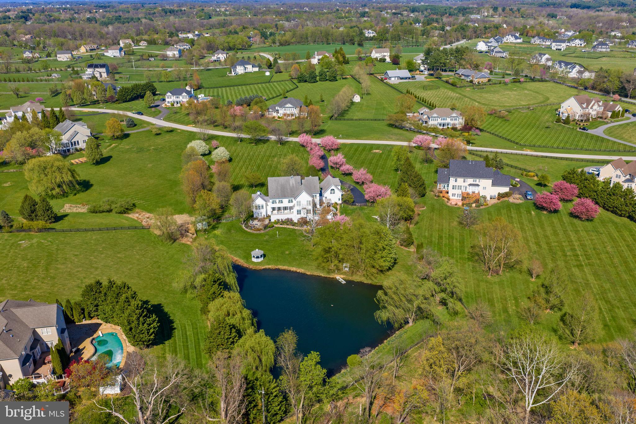 HEATHER KNOLLS II - Residential