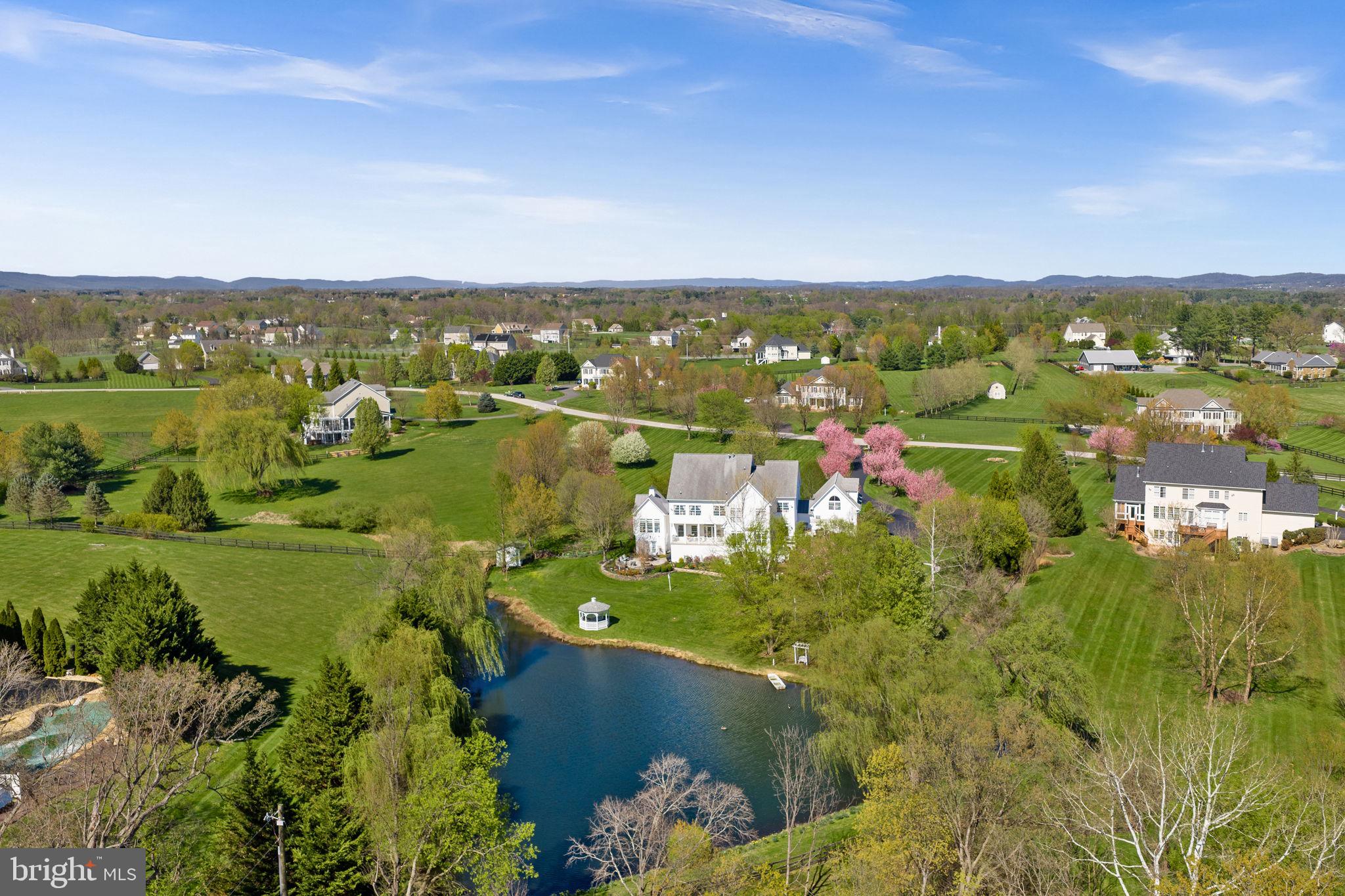 HEATHER KNOLLS II - Residential