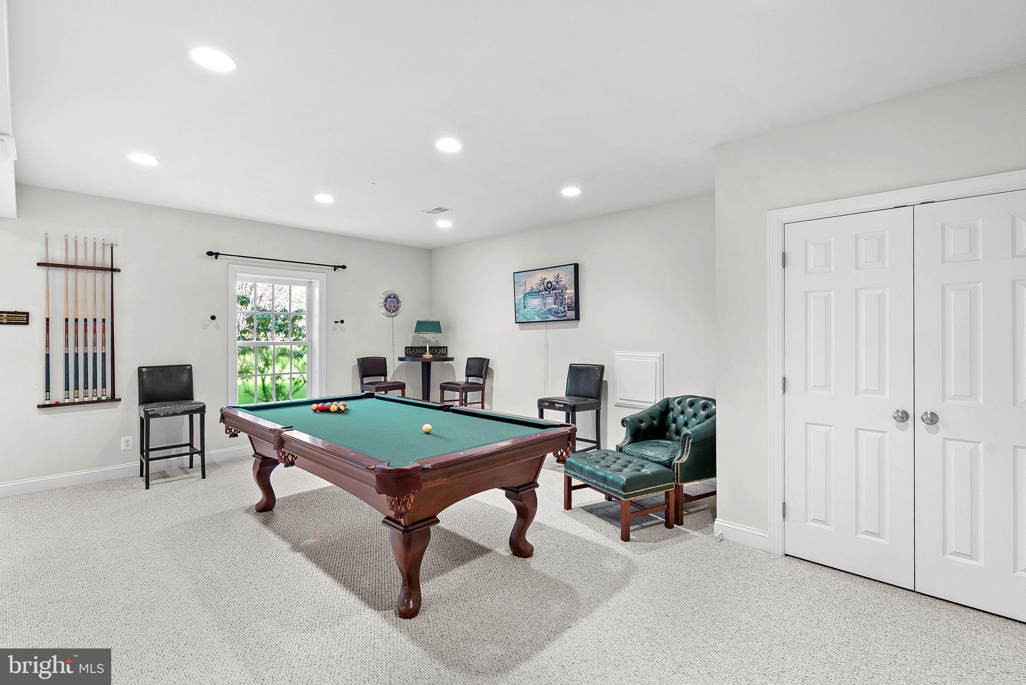 HEATHER KNOLLS II - Residential