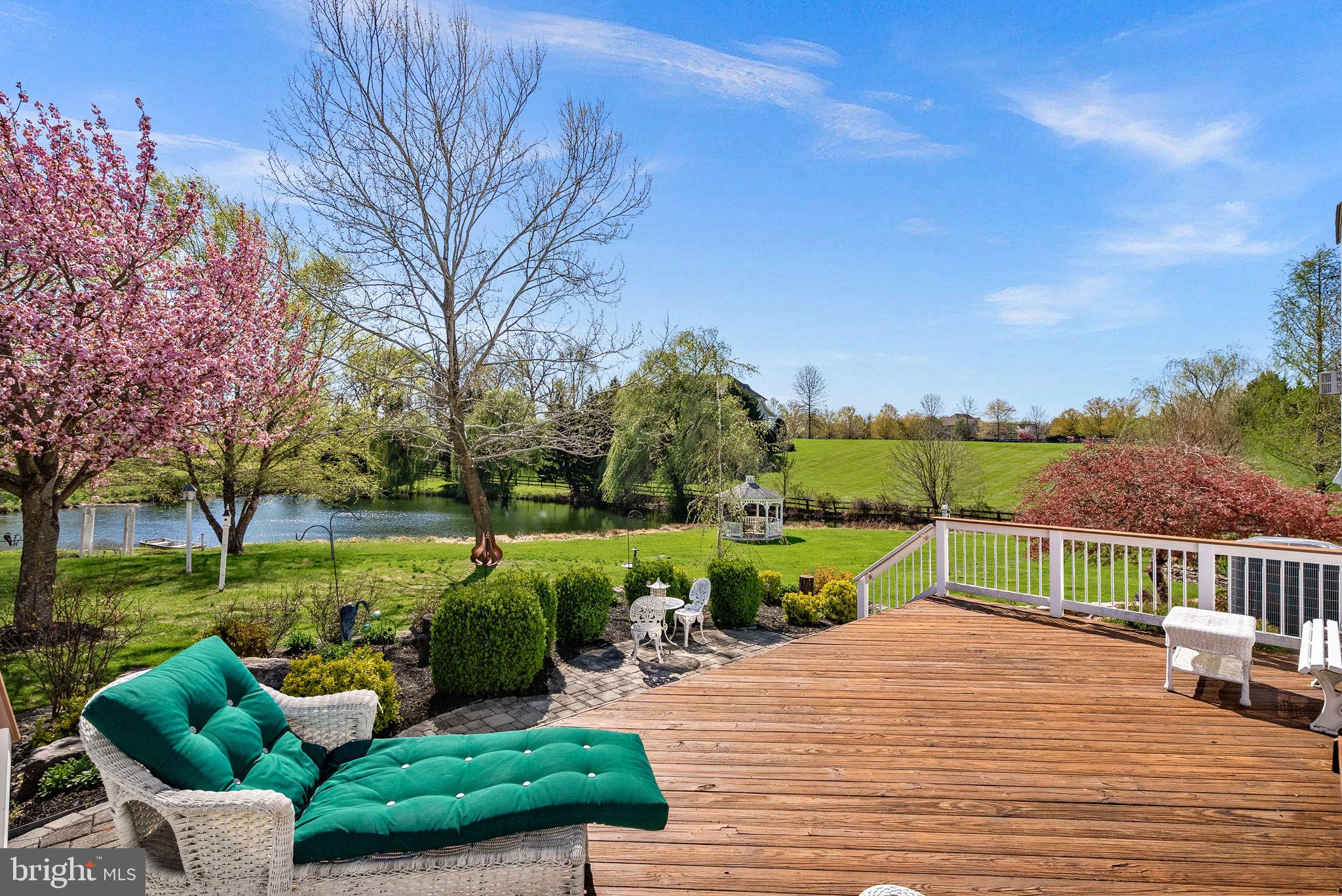 HEATHER KNOLLS II - Residential