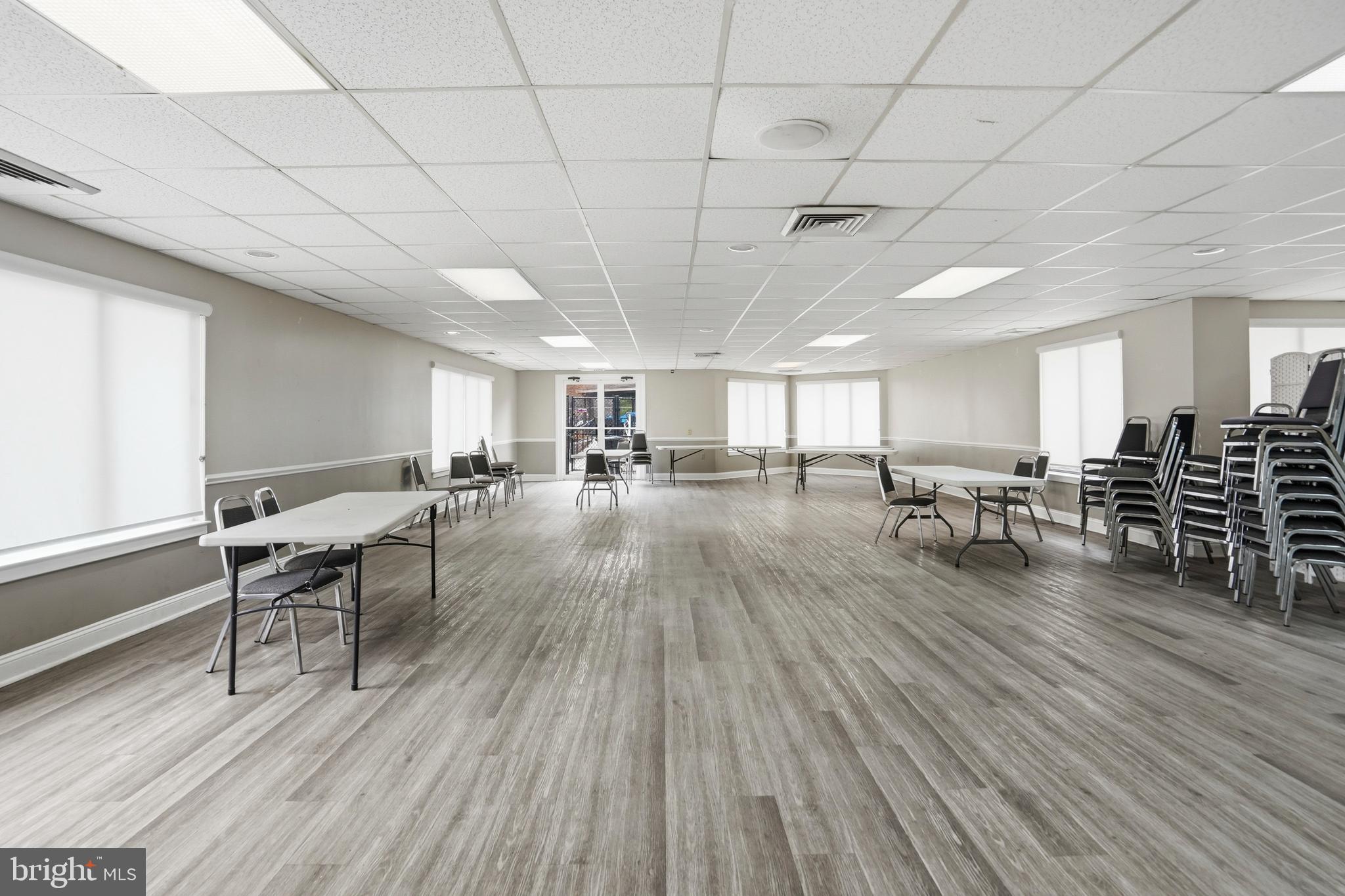 THE TOWERS - Residential