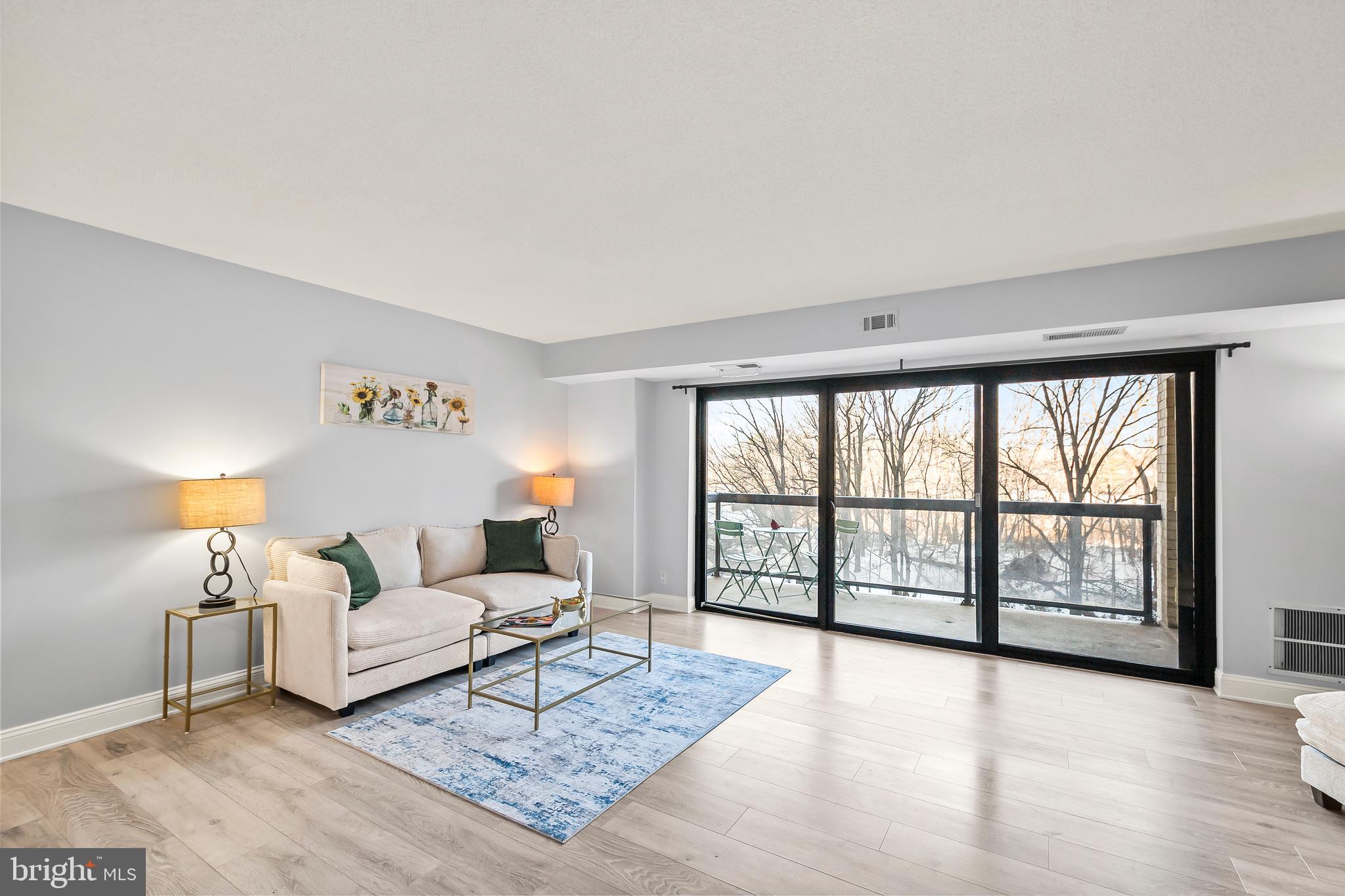 203 YOAKUM PARKWAY 715