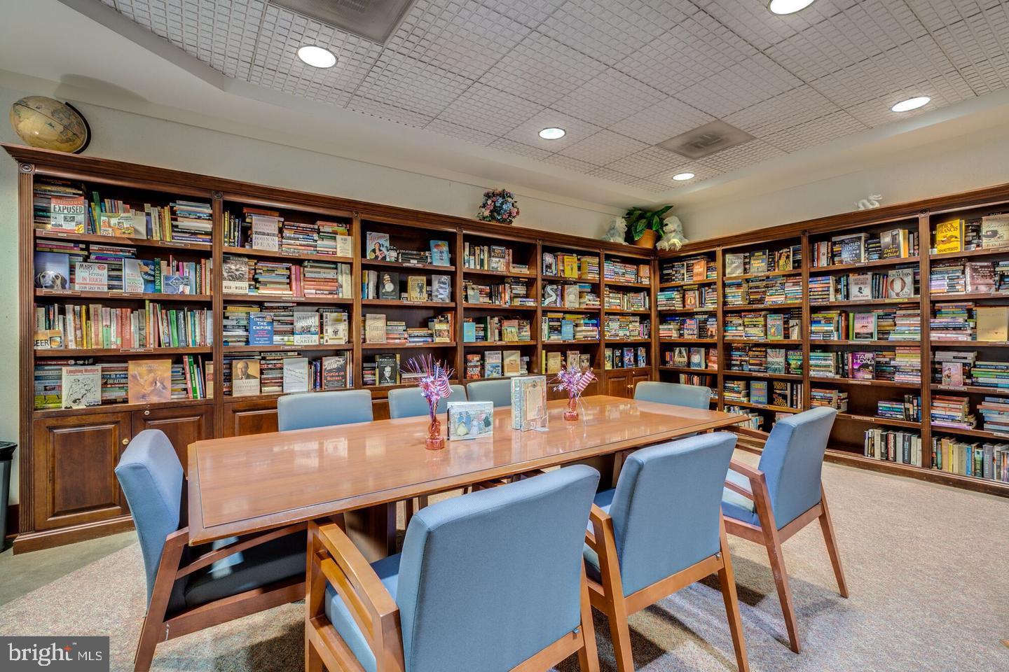 WATERGATE AT LANDMARK - Residential