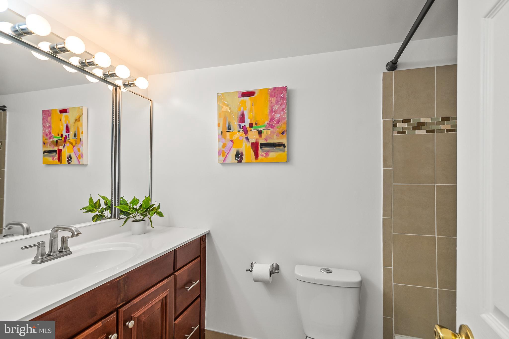 WATERGATE AT LANDMARK - Residential