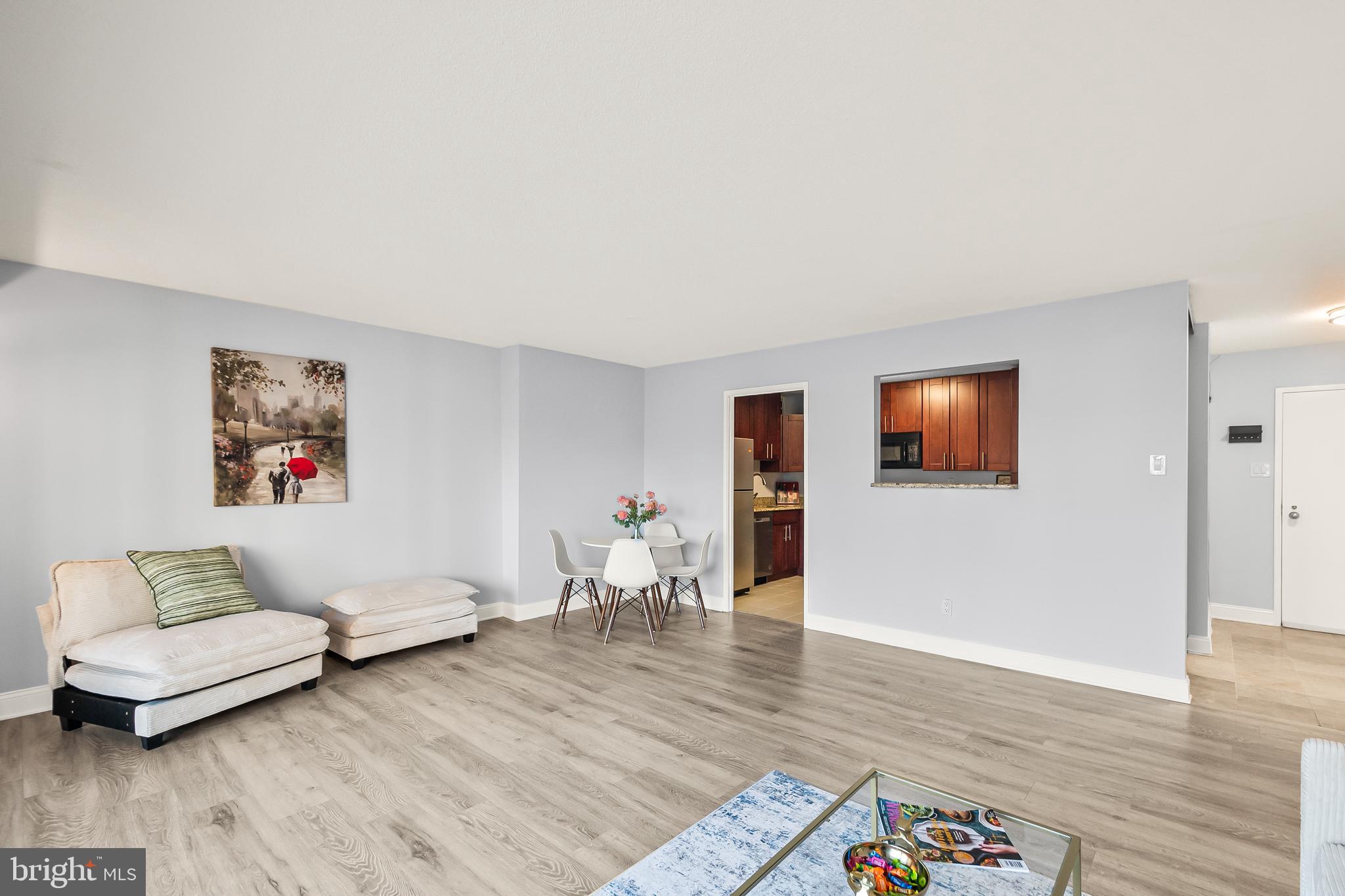 WATERGATE AT LANDMARK - Residential