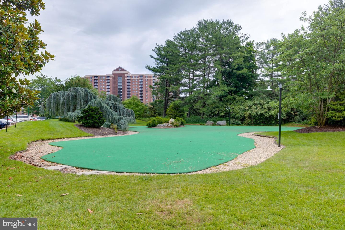 WATERGATE AT LANDMARK - Residential